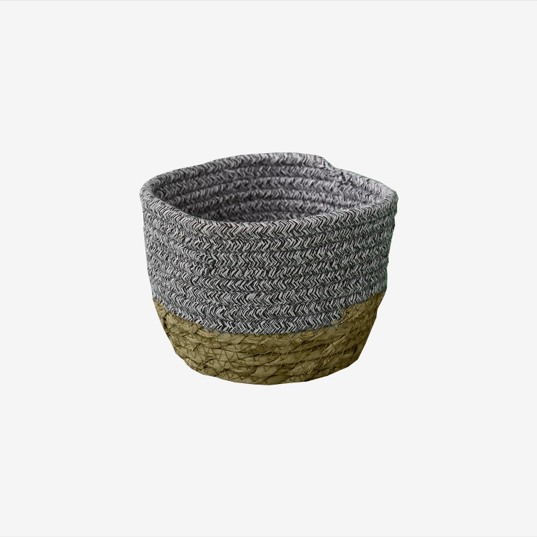 Small straw basket 16*12cm